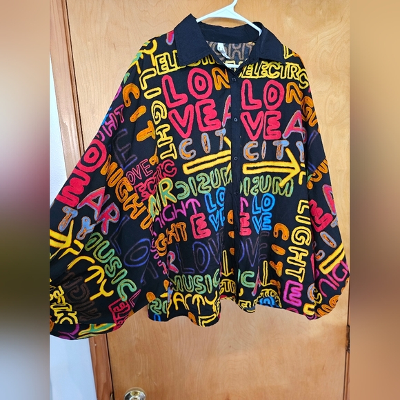 Live 4 Truth • "Graffiti Party" Buttondown Shirt • Size M - Picture 2 of 6